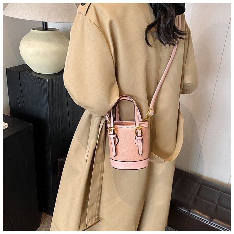Handbag Size S