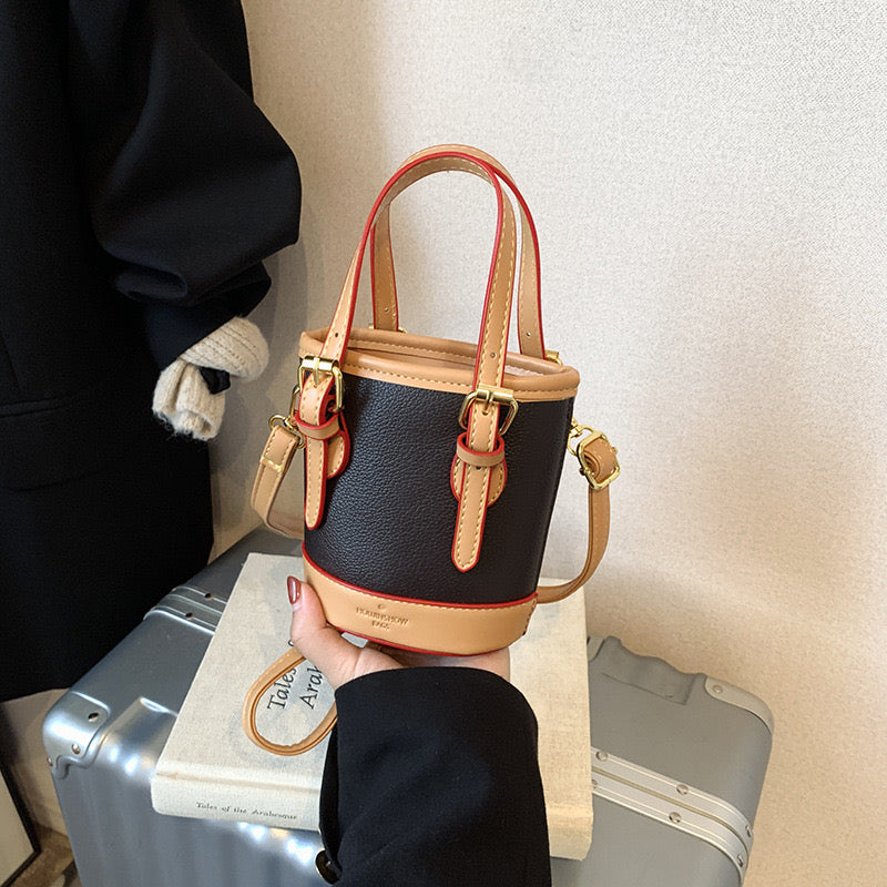 Handbag Size S