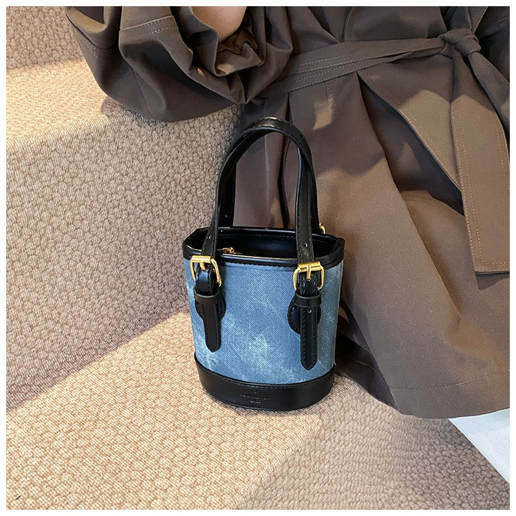 Handbag Size S